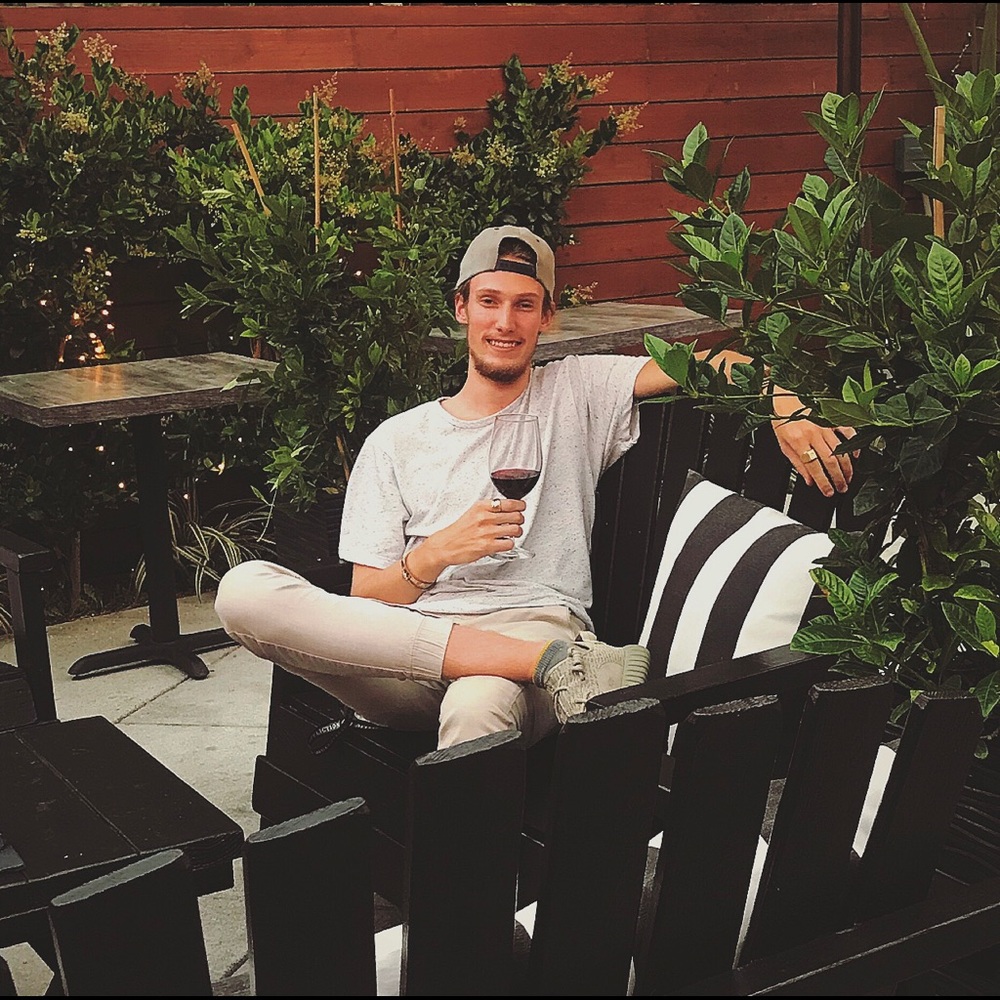 Meet your Posher, Hunter